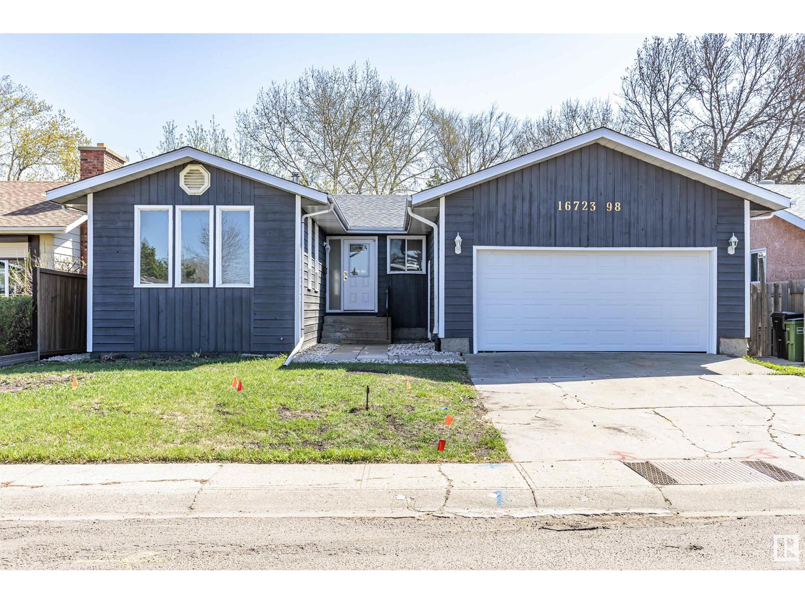 Property at 16723 98 ST NW image 1