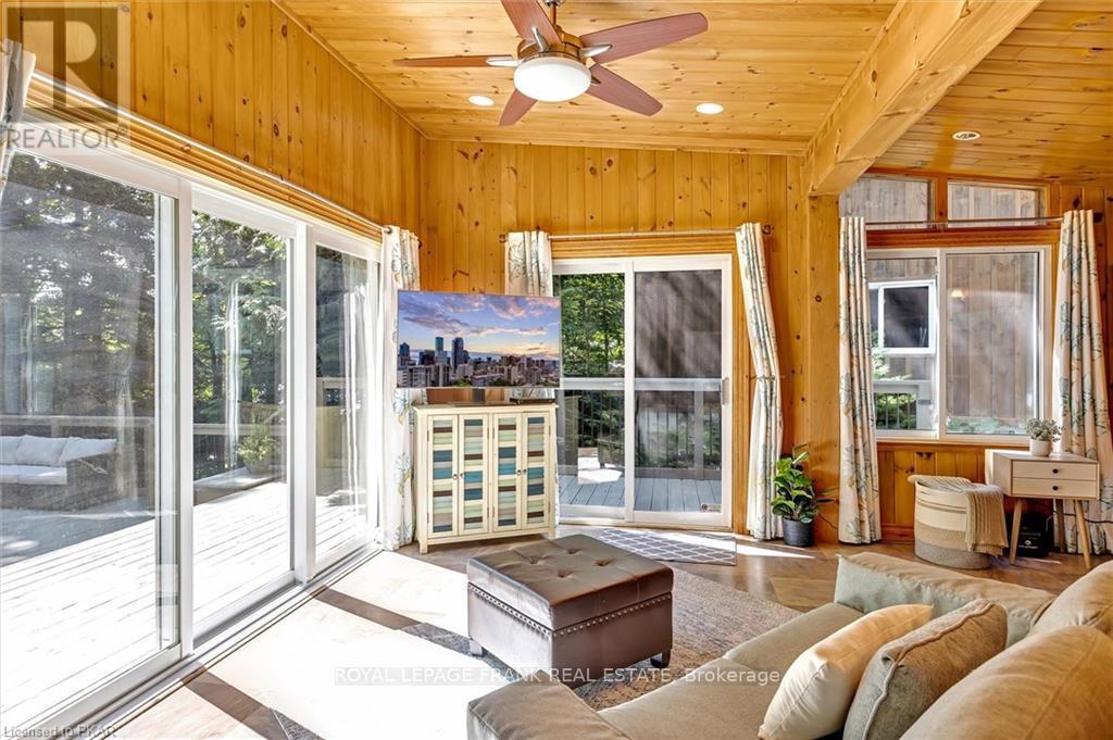 11 Fire Route 27, Trent Lakes, Ontario  K0L 1J0 - Photo 10 - X12291839