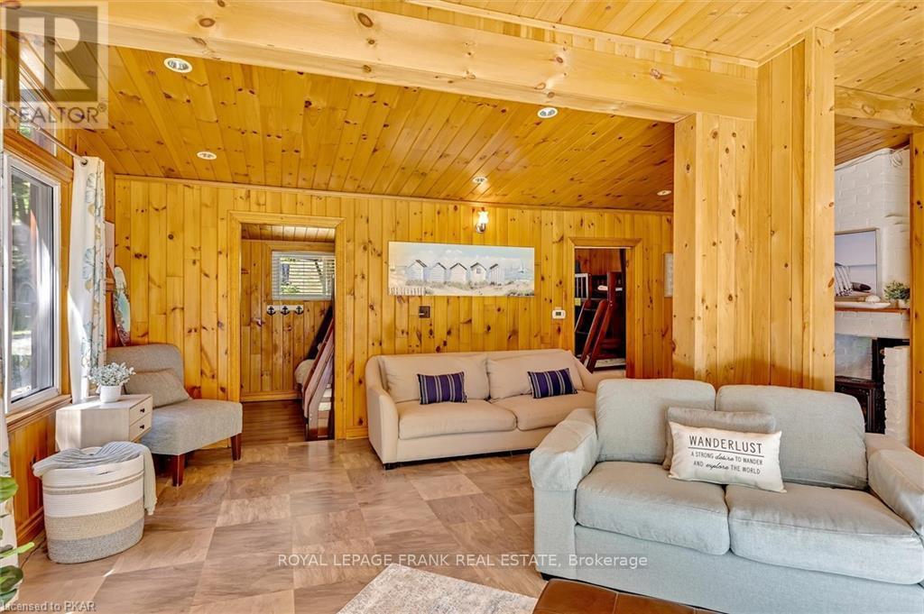 11 Fire Route 27, Trent Lakes, Ontario  K0L 1J0 - Photo 11 - X12291839