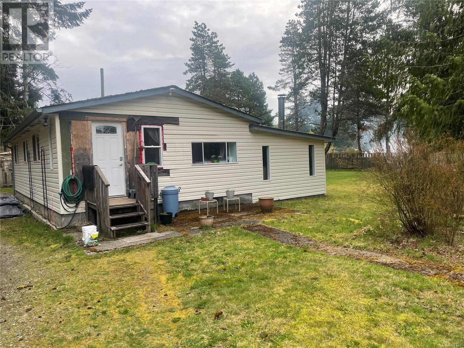 247 Huson Rd, Qualicum Beach, British Columbia