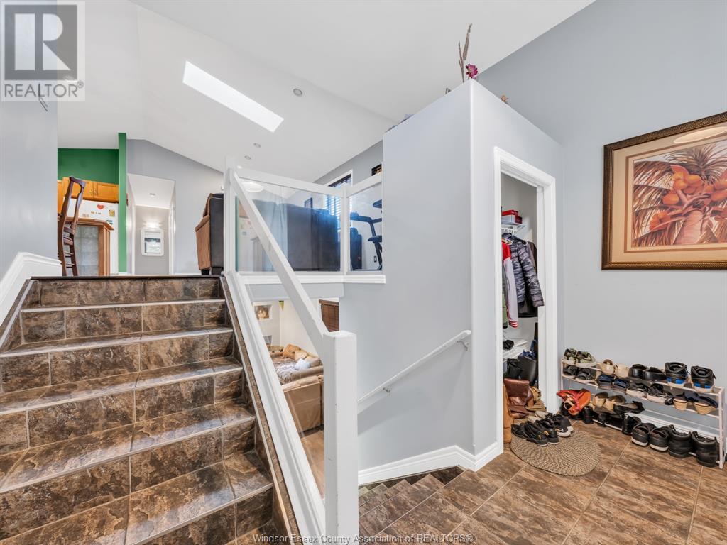 Property at 1505 HIGHNOON DRIVE image 4