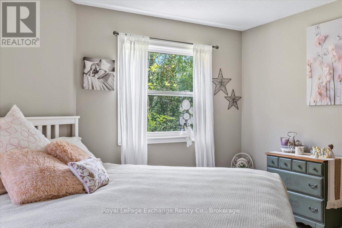 357 Tyendinaga Drive, Saugeen Shores, Ontario  N0H 2L0 - Photo 12 - X12291861