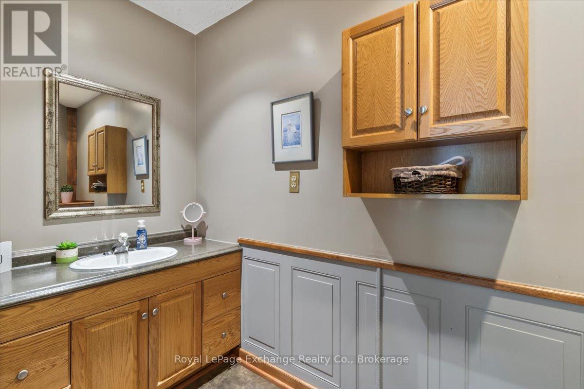 357 Tyendinaga Drive, Saugeen Shores, Ontario  N0H 2L0 - Photo 18 - X12291861