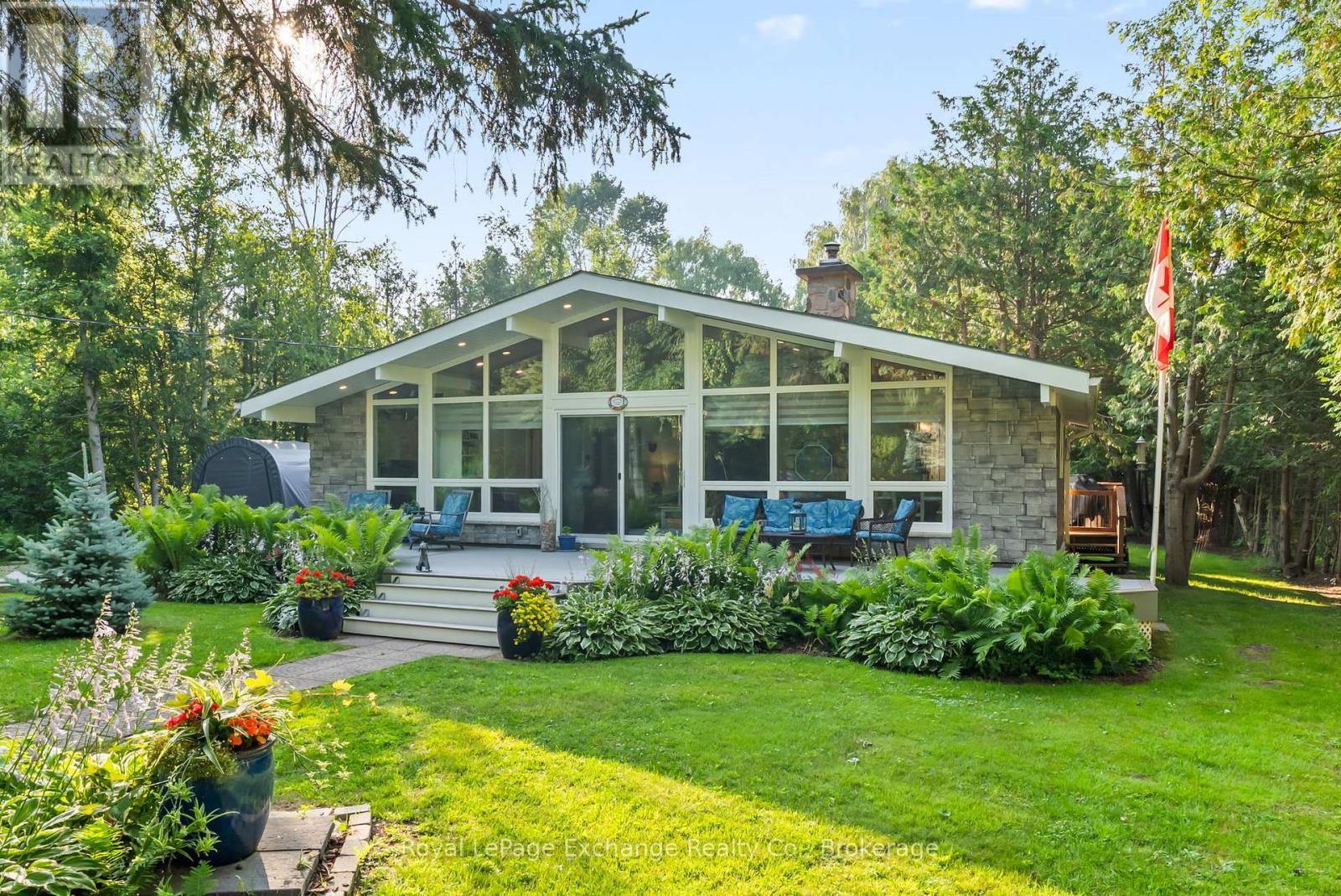 10 Jarrell Lane, Kincardine, Ontario  N2Z 2X8 - Photo 2 - X12291866