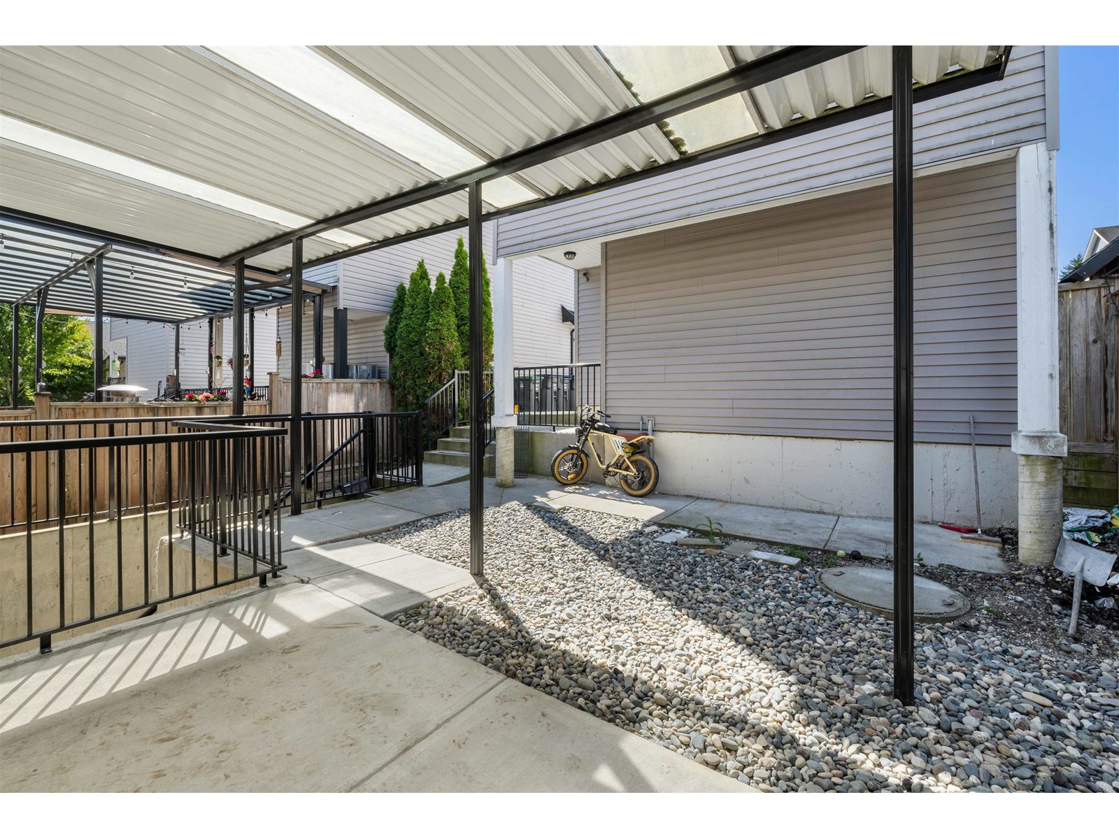 14138 60a Avenue, Surrey, British Columbia  V3X 0G1 - Photo 17 - R3027994