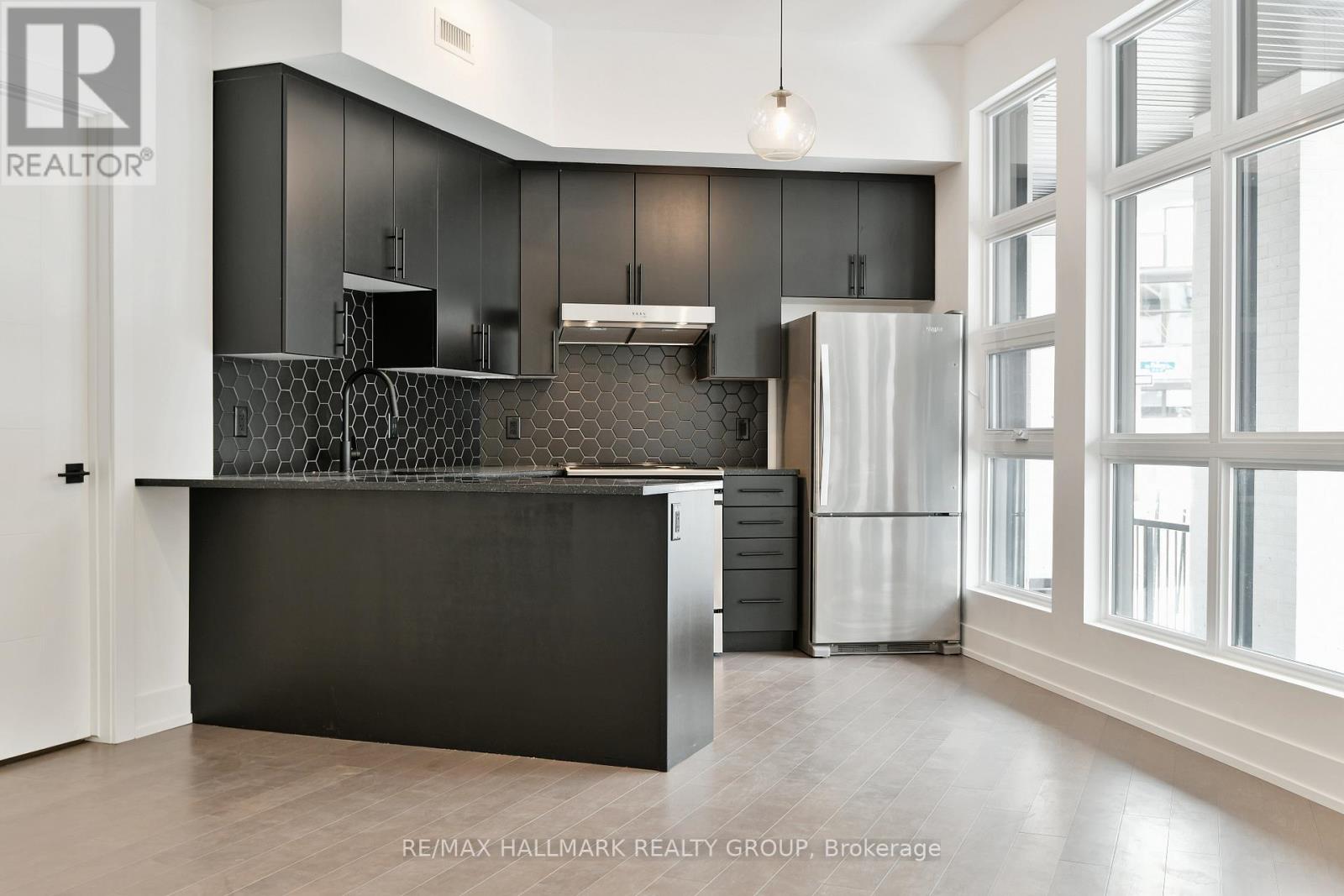 103 - 101 Pinhey Street, Ottawa, Ontario  K1Y 1T7 - Photo 11 - X12291832