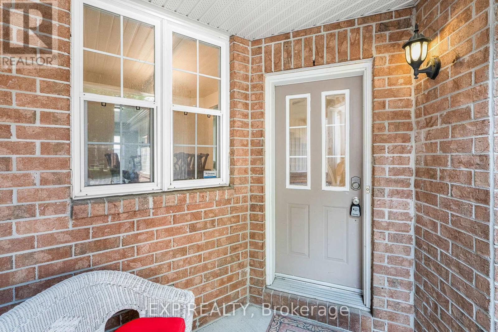 Property at 44 TOBERMORY CRESCENT image 2