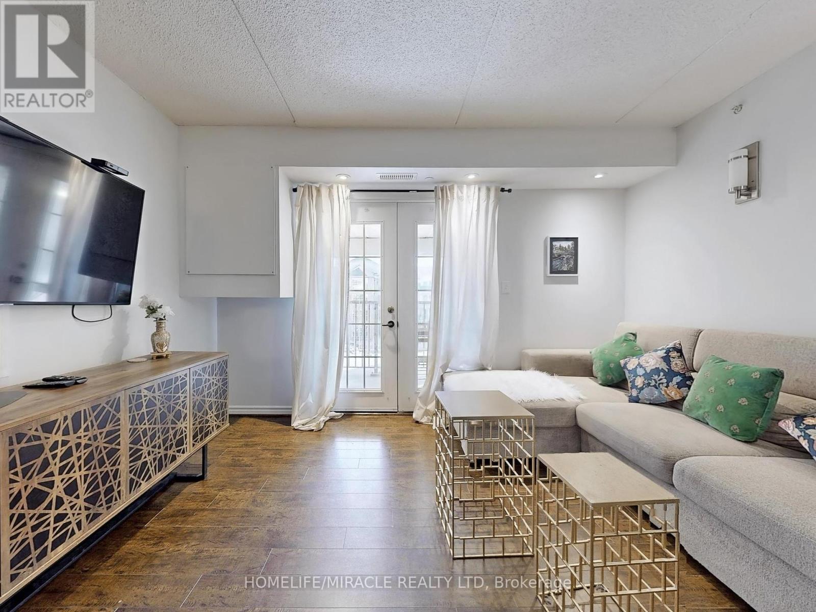 Property at 306 - 1440 BISHOPS GATE image 4