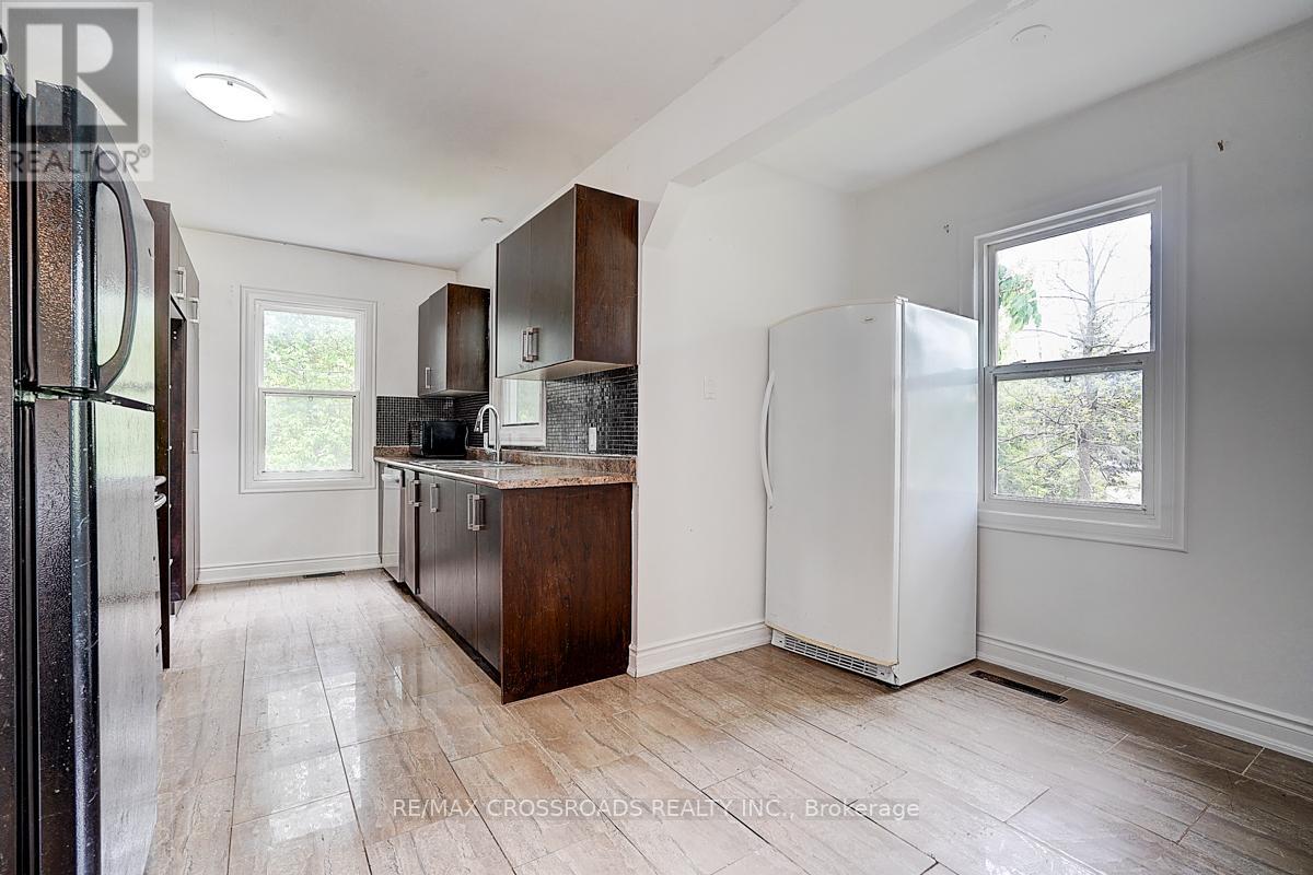 175 Mary Street, Newmarket, Ontario L3Y 3P9 - Photo 15 - N12291752