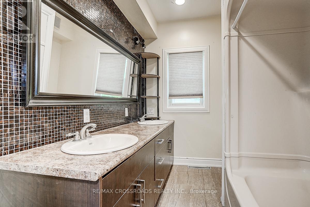 175 Mary Street, Newmarket, Ontario L3Y 3P9 - Photo 21 - N12291752