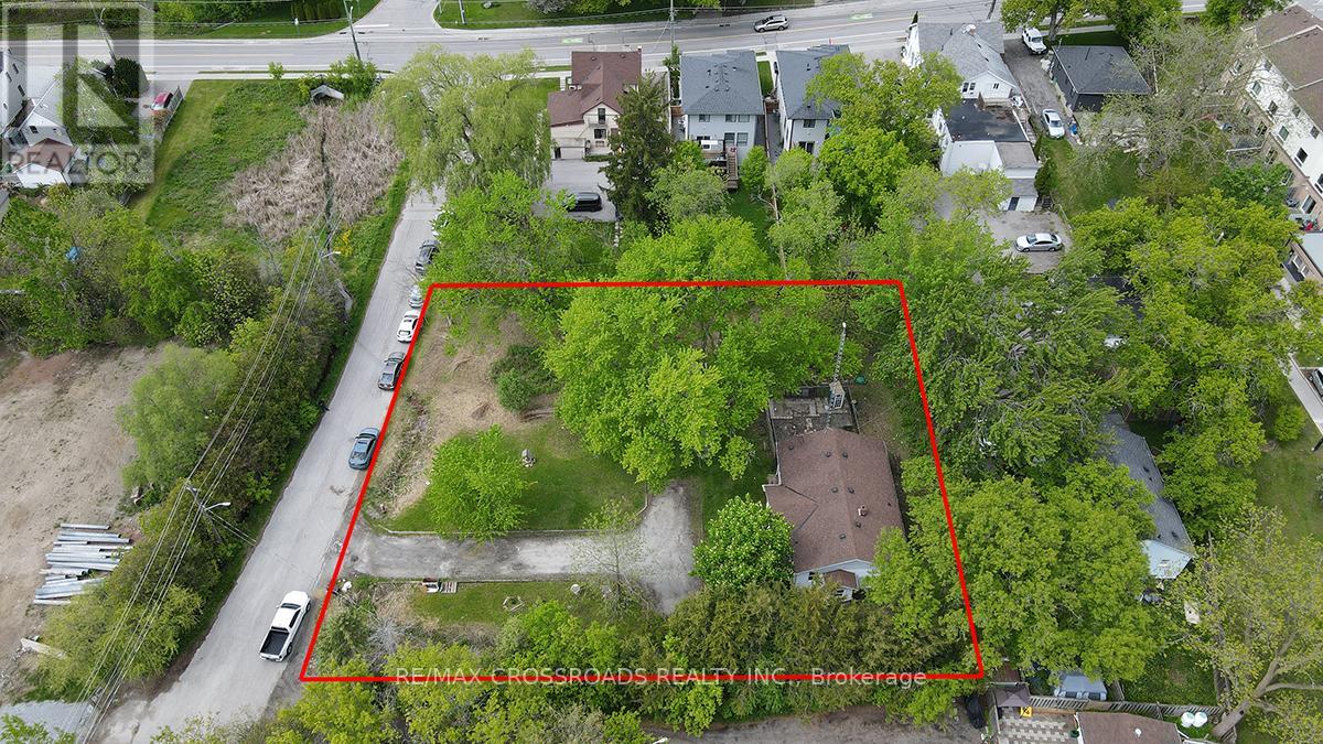 175 Mary Street, Newmarket, Ontario L3Y 3P9 - Photo 7 - N12291752