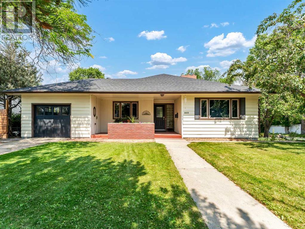 Property at 302 Prospect Drive SW image 1