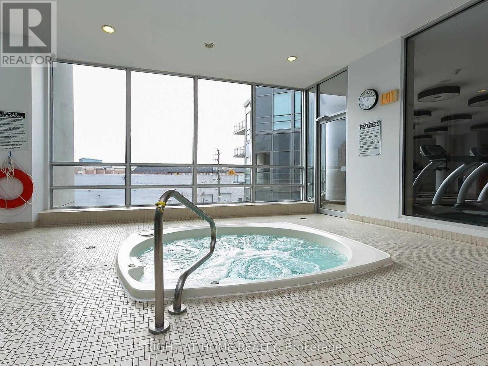 2707 - 2240 Lakeshore Boulevard W, Toronto, Ontario  M8V 0B1 - Photo 31 - W12291791