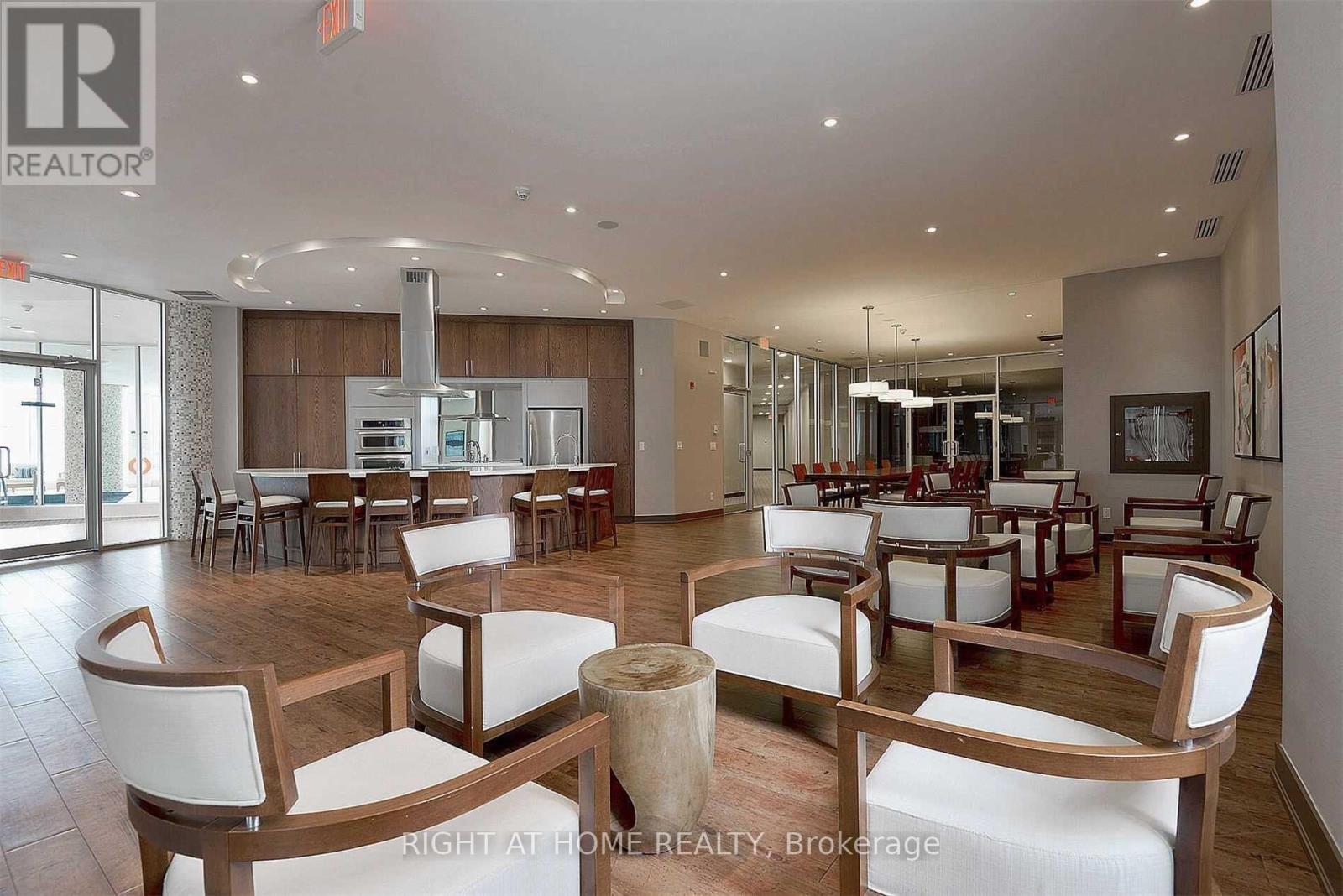 2707 - 2240 Lakeshore Boulevard W, Toronto, Ontario  M8V 0B1 - Photo 35 - W12291791