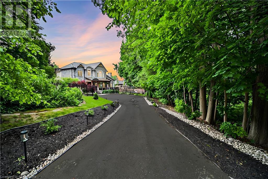 Property at 298 SHOREVIEW Road image 4