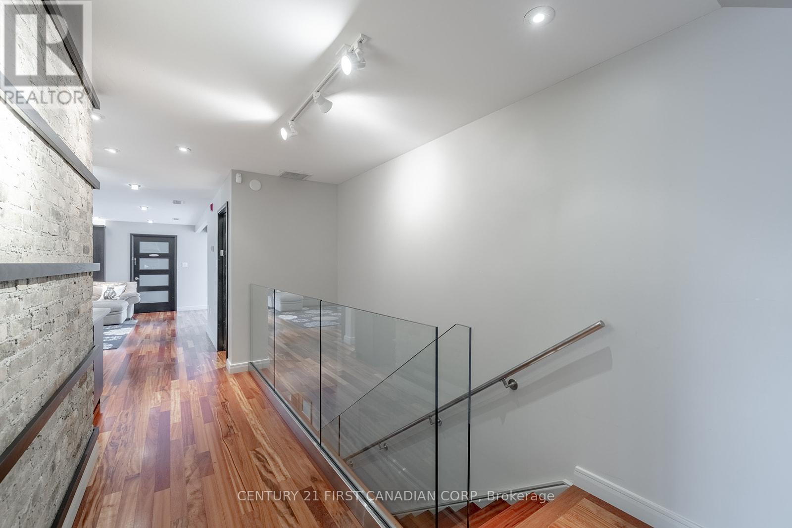 60 Sir Robert Place, Middlesex Centre, Ontario  N0M 1C0 - Photo 13 - X12288541