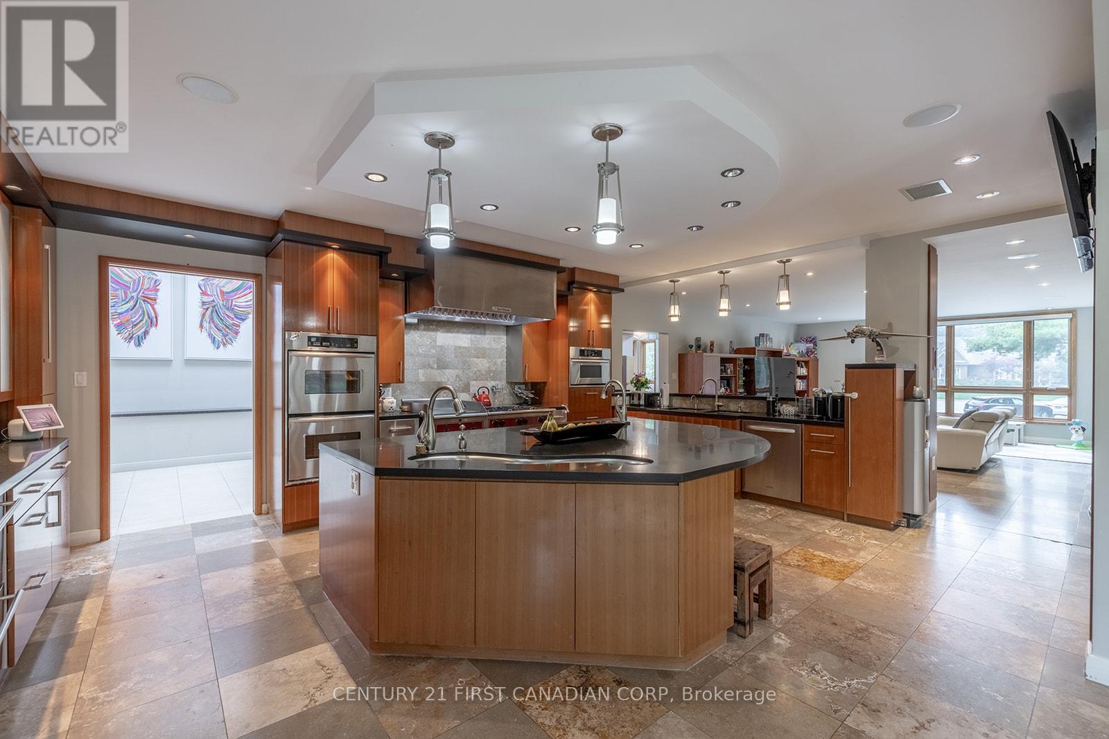 60 Sir Robert Place, Middlesex Centre, Ontario  N0M 1C0 - Photo 26 - X12288541