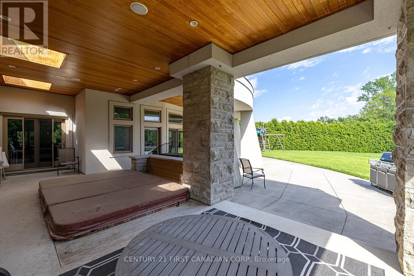 60 Sir Robert Place, Middlesex Centre, Ontario  N0M 1C0 - Photo 29 - X12288541