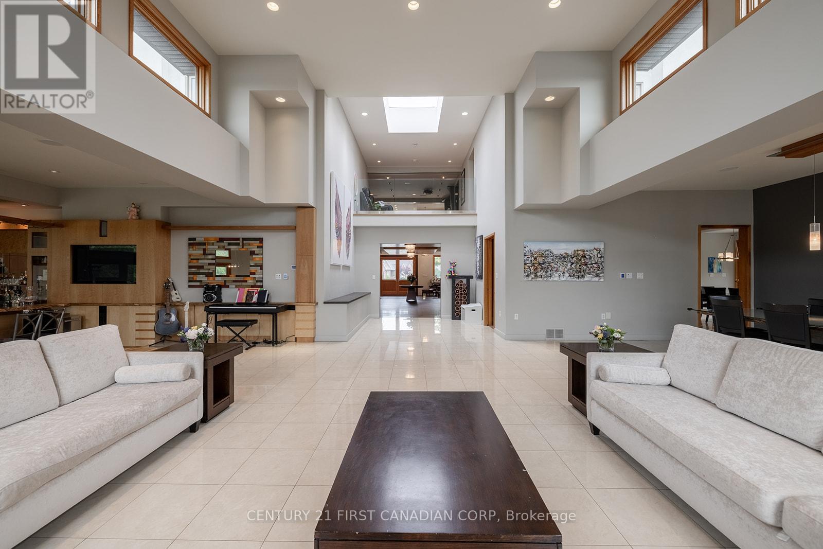 60 Sir Robert Place, Middlesex Centre, Ontario  N0M 1C0 - Photo 8 - X12288541