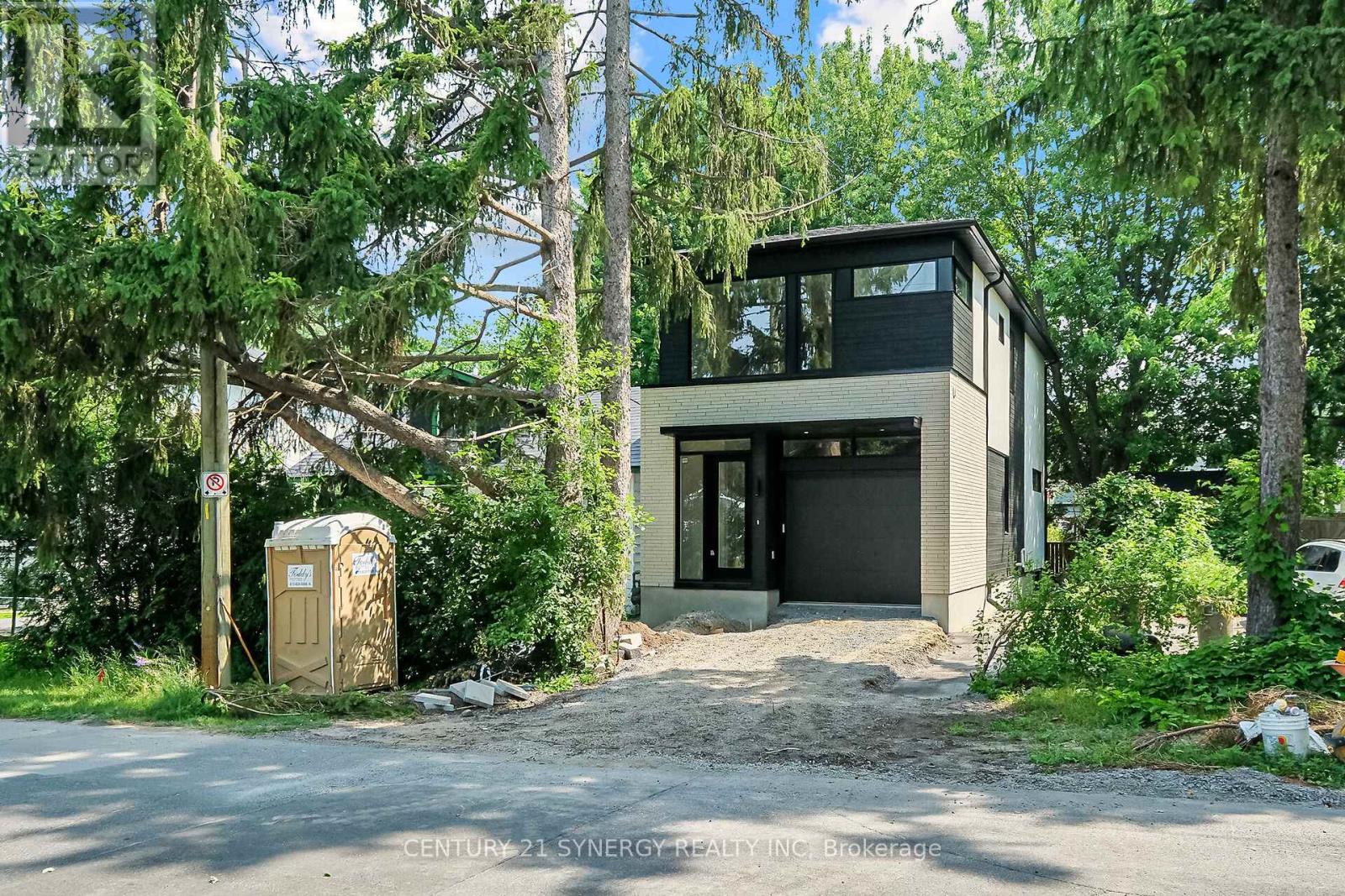 Property at 83 BOYCE AVENUE image 3