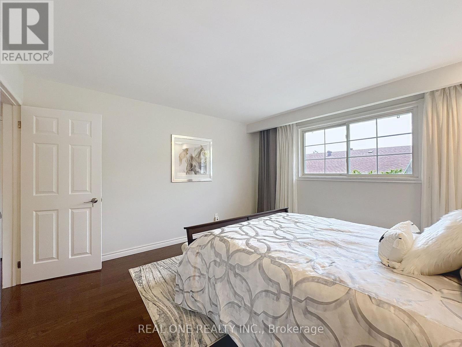 2 James Gray Drive, Toronto (Bayview Woods-Steeles), Ontario  M2H 1N9 - Photo 17 - C12291901