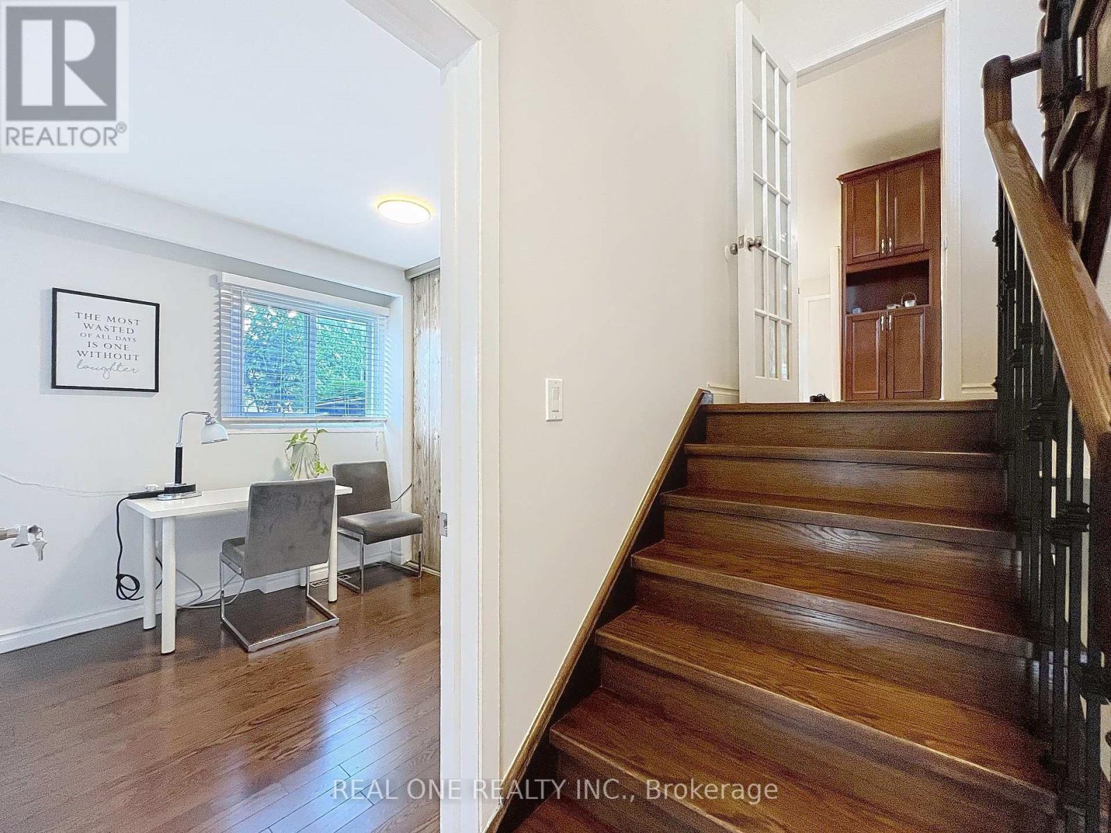 2 James Gray Drive, Toronto (Bayview Woods-Steeles), Ontario  M2H 1N9 - Photo 24 - C12291901