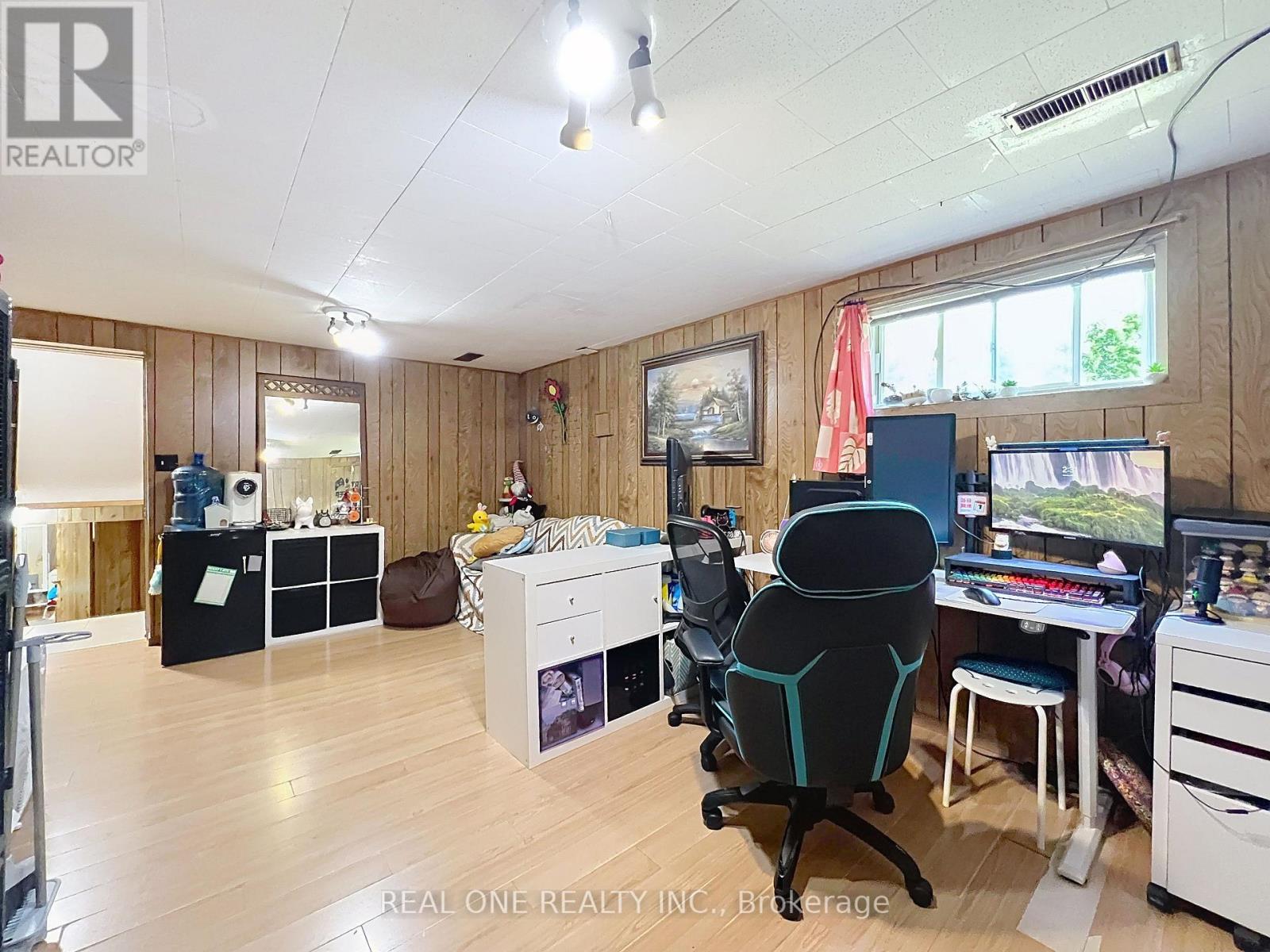 2 James Gray Drive, Toronto (Bayview Woods-Steeles), Ontario  M2H 1N9 - Photo 34 - C12291901
