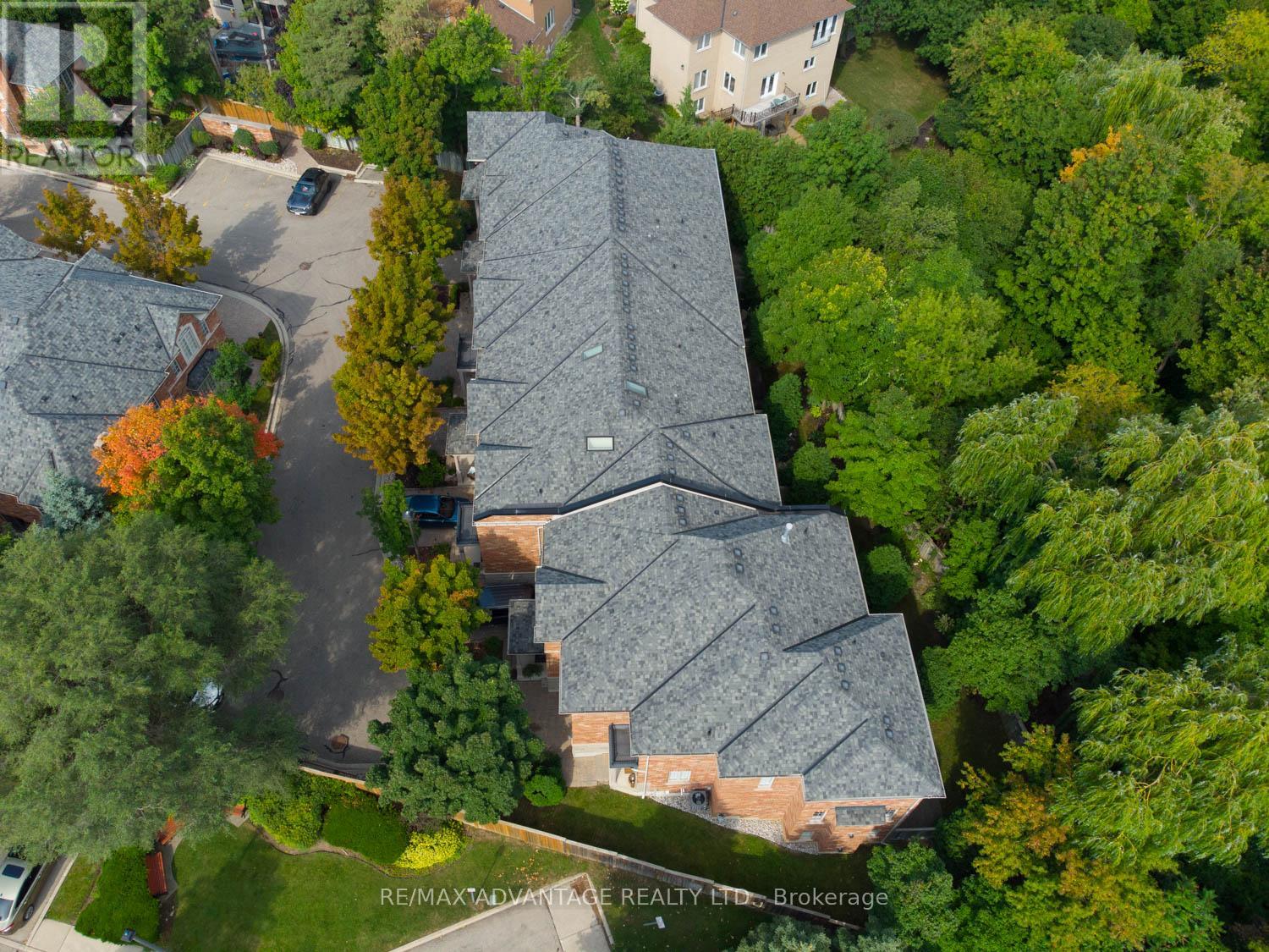 Property at 27 - 2401 FIFTH LINE W image 3