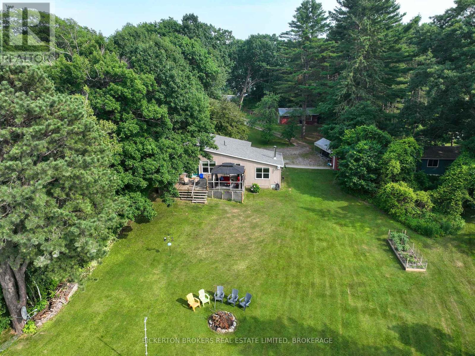 70 Kerry Point Road, Leeds And The Thousand Islands, Ontario  K0E 1R0 - Photo 5 - X12291978