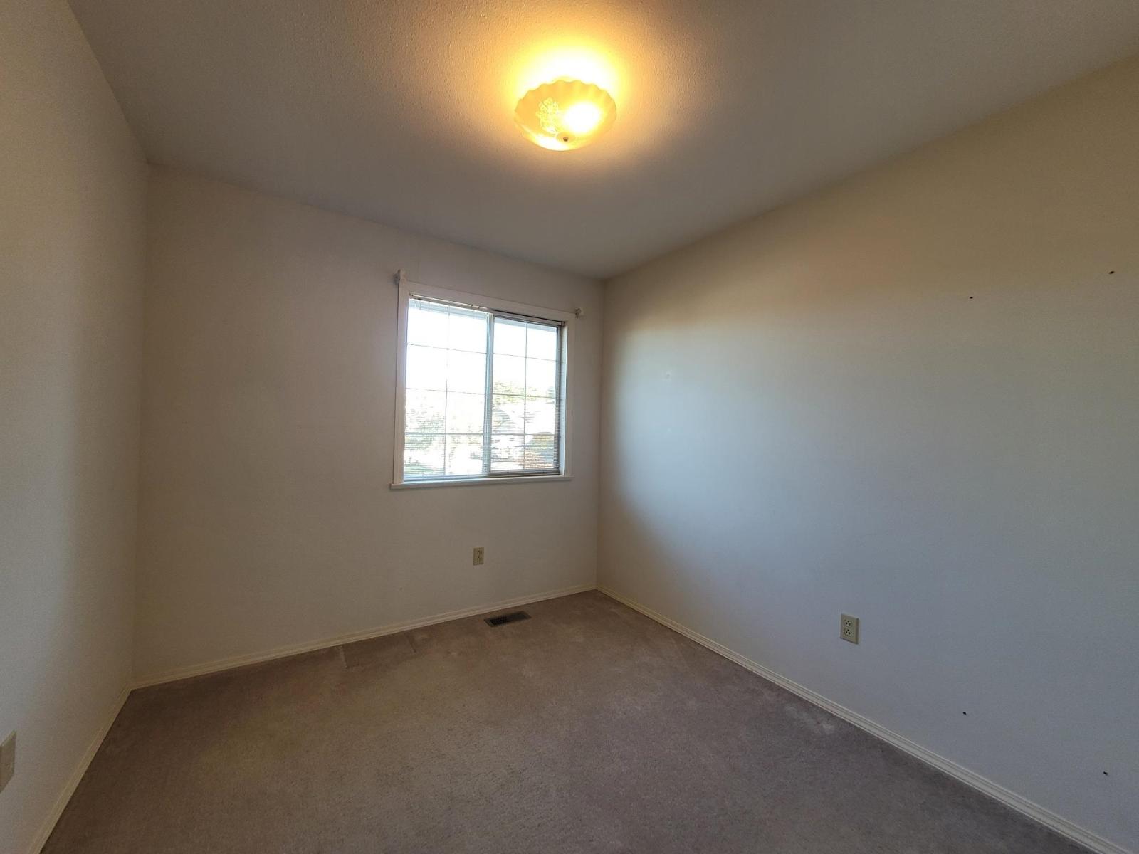 3015 Cassiar Avenue, Abbotsford, British Columbia  V2S 6B7 - Photo 13 - R3014585