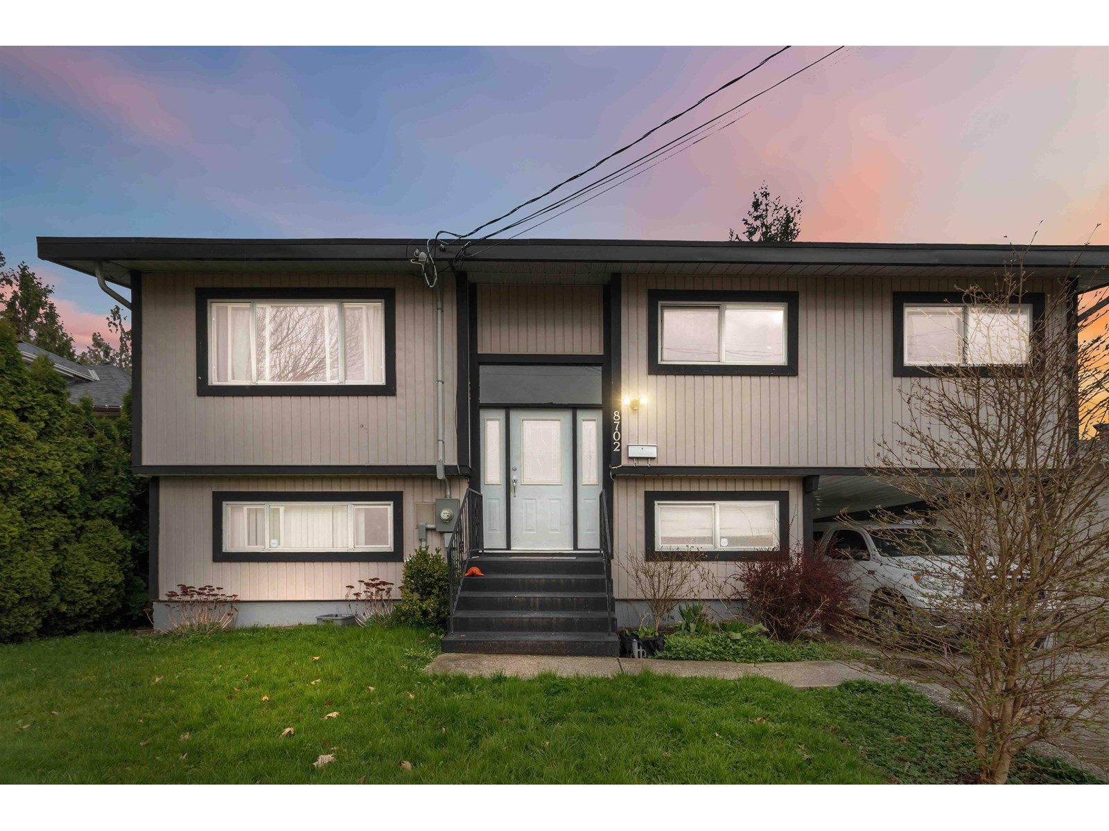 8702 BROADWAY STREET|Chilliwack Proper South, Chilliwack, British Columbia