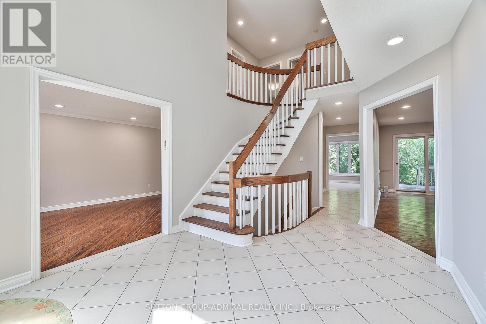 27 Green Acres Road, Vaughan, Ontario  L4J 4S2 - Photo 20 - N12291922