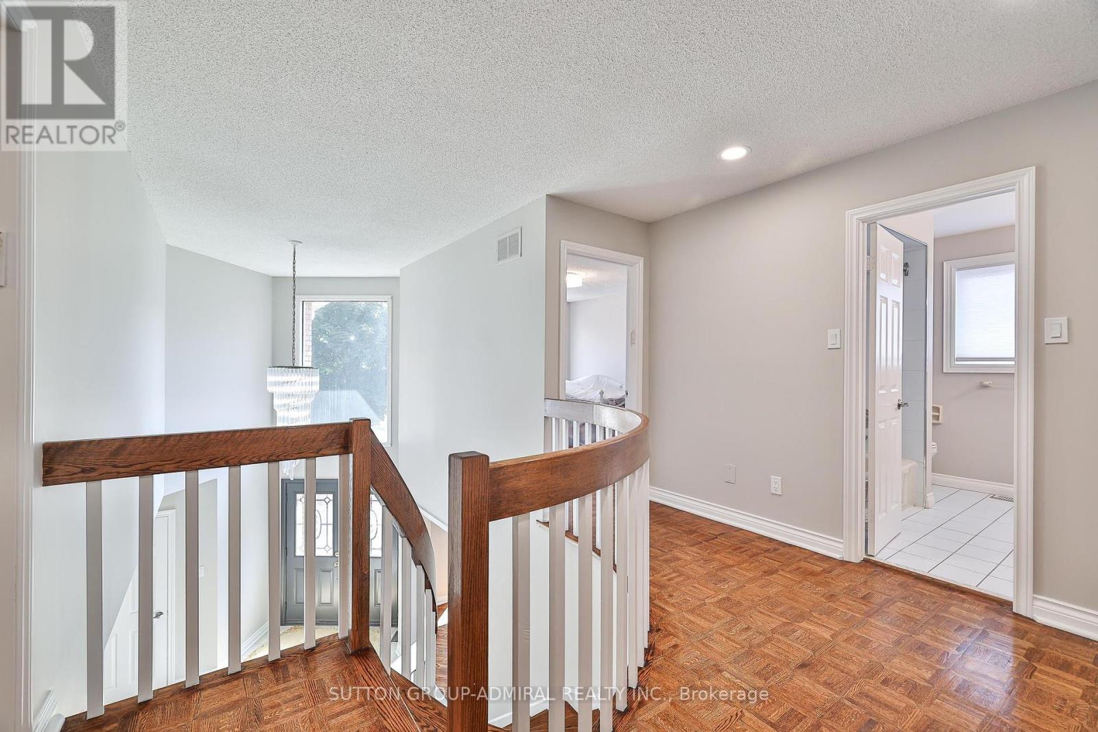 27 Green Acres Road, Vaughan, Ontario  L4J 4S2 - Photo 22 - N12291922