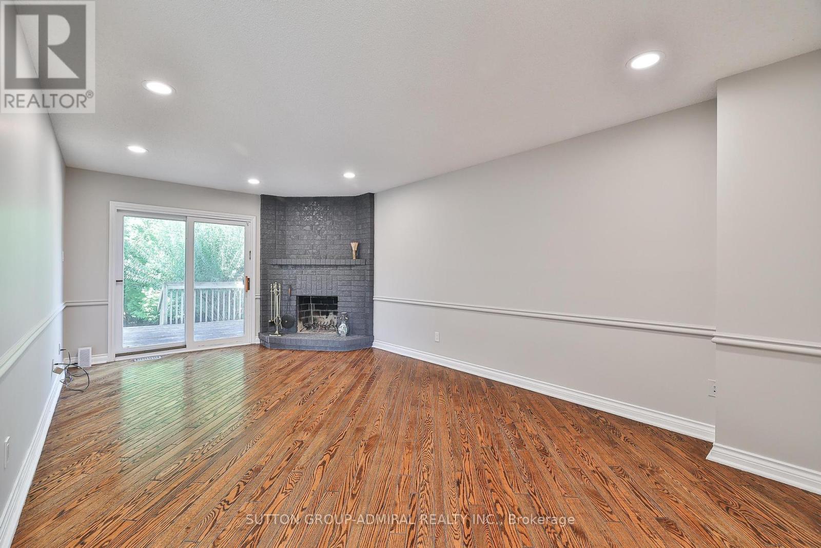 27 Green Acres Road, Vaughan, Ontario  L4J 4S2 - Photo 23 - N12291922