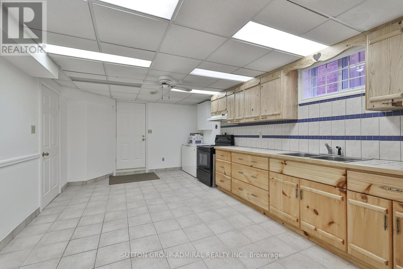 27 Green Acres Road, Vaughan, Ontario  L4J 4S2 - Photo 41 - N12291922