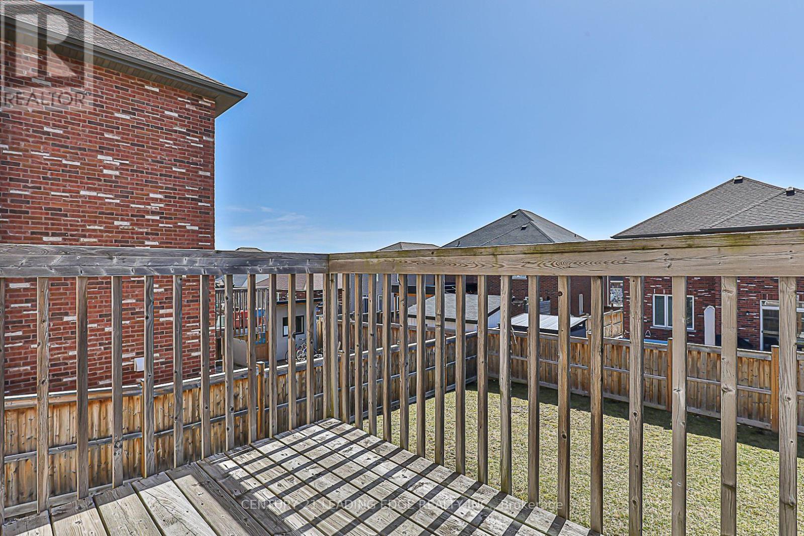 69 Hopkins Crescent, Bradford West Gwillimbury (Bradford), Ontario  L3Z 0R7 - Photo 17 - N12291945