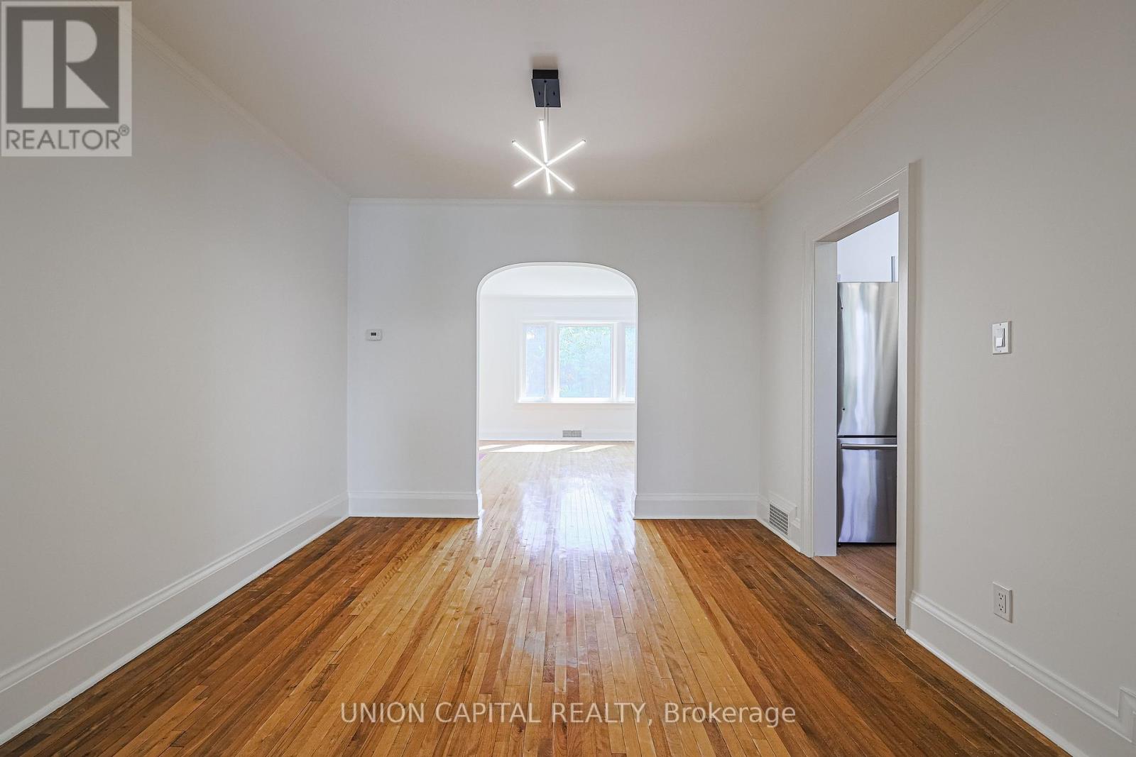 1064 Royal York Road, Toronto, Ontario  M8X 2G7 - Photo 11 - W12291823