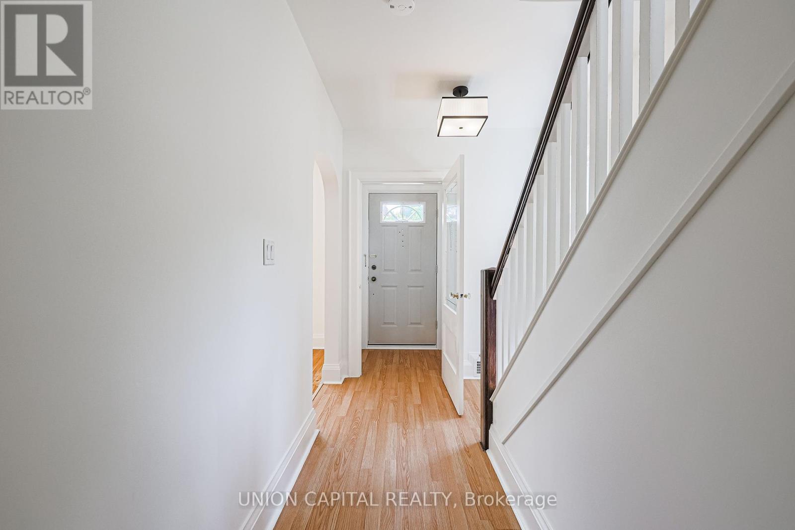 1064 Royal York Road, Toronto, Ontario  M8X 2G7 - Photo 8 - W12291823