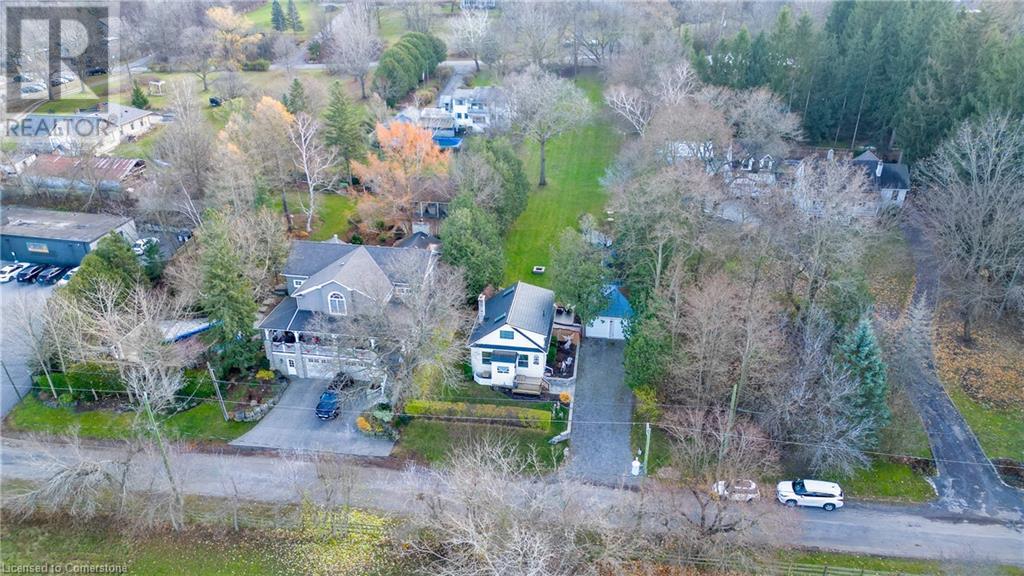 Property at 17 MEADOWCREEK Lane image 2