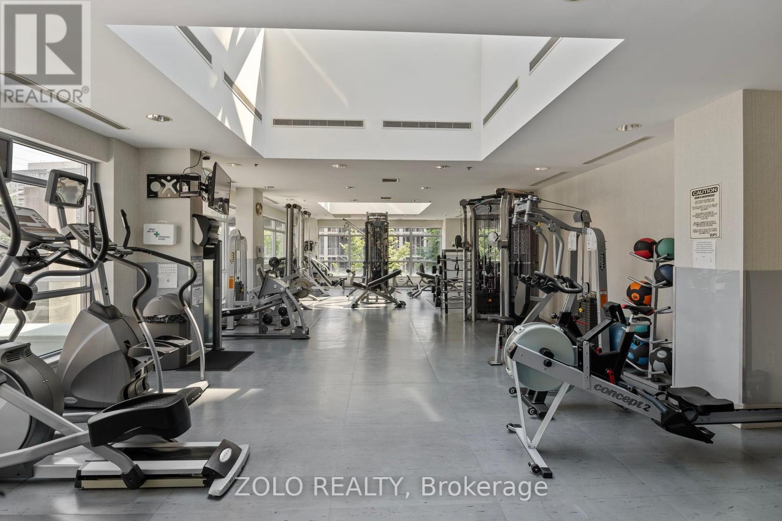 611 - 1 Elm Drive W, Mississauga, Ontario  L5B 4M1 - Photo 22 - W12291581