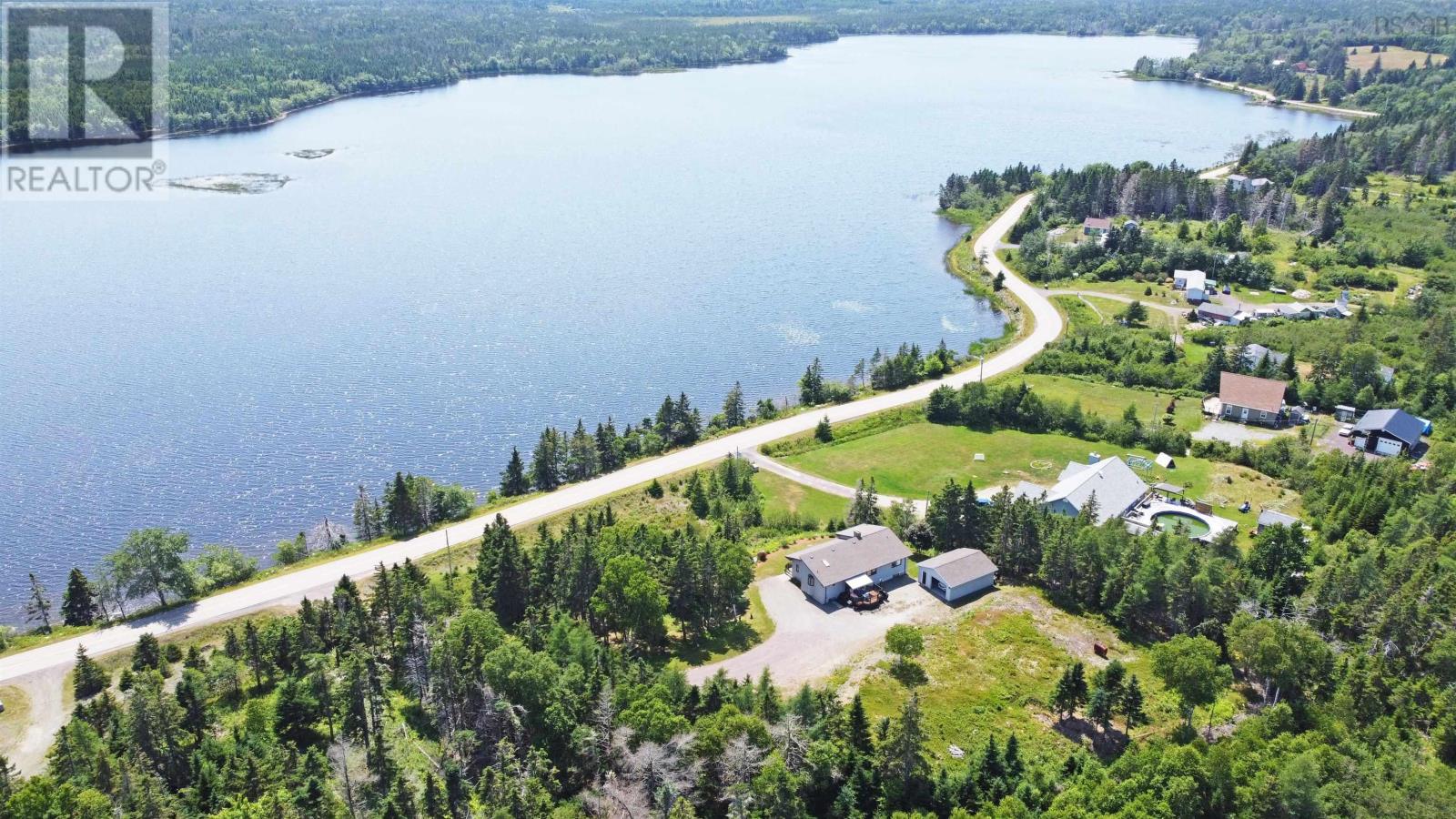 351 Lochside Road, D'escousse, Nova Scotia  B0E 1K0 - Photo 4 - 202517996