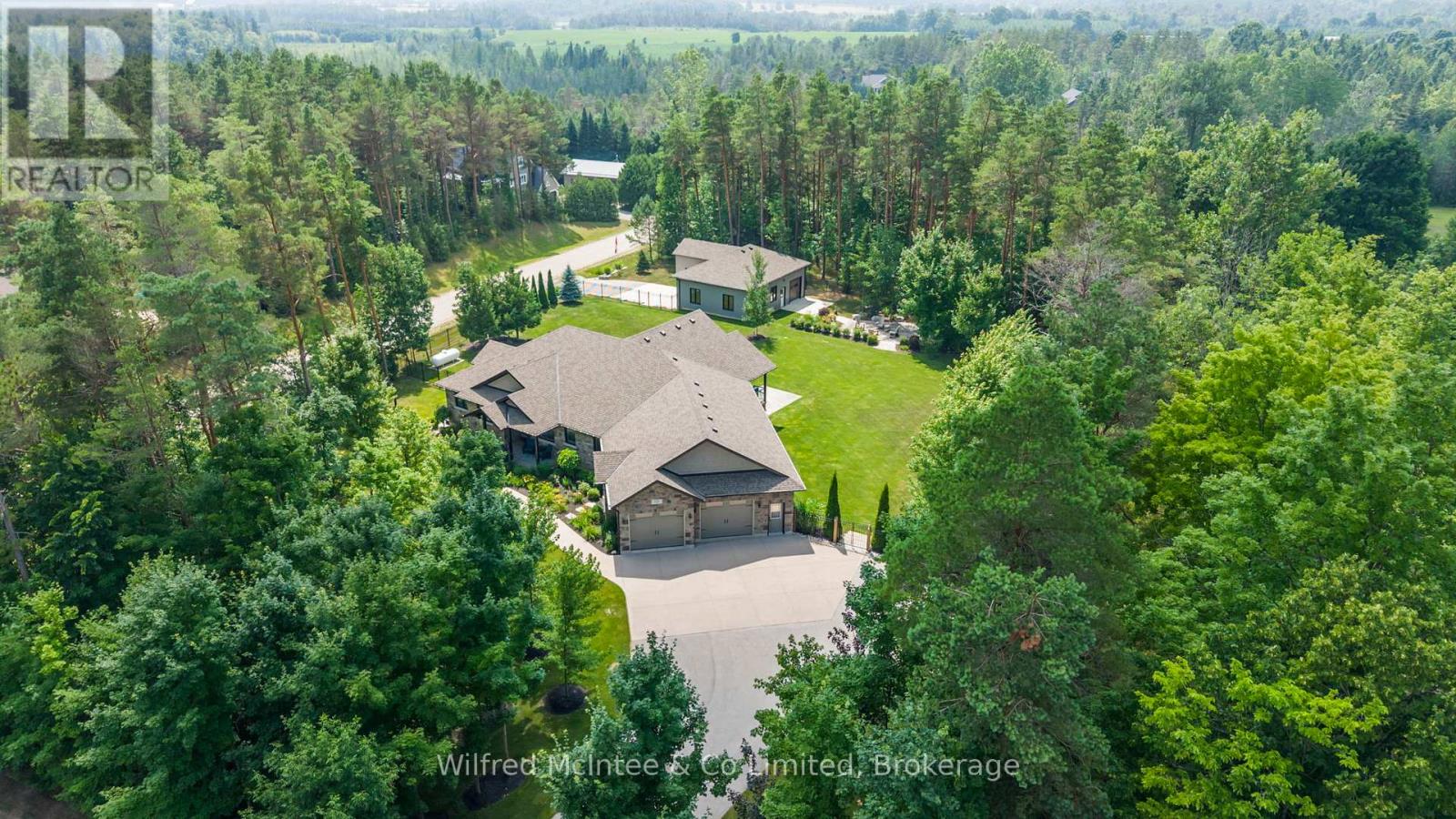 126 FOREST CREEK TRAIL, West Grey, Ontario