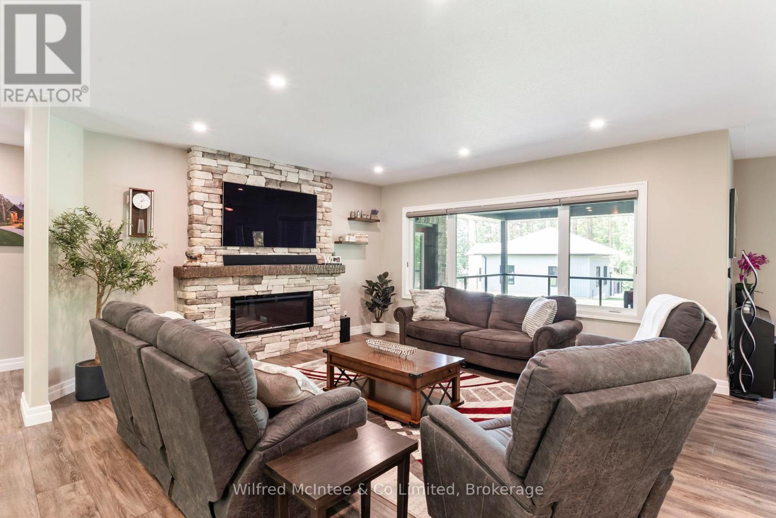 126 Forest Creek Trail, West Grey, Ontario  N0G 1S0 - Photo 16 - X12292081