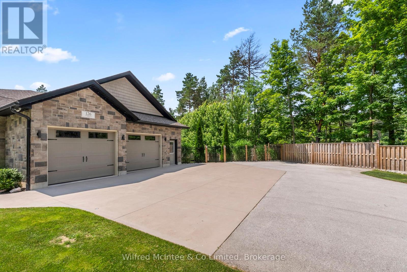 126 Forest Creek Trail, West Grey, Ontario  N0G 1S0 - Photo 7 - X12292081
