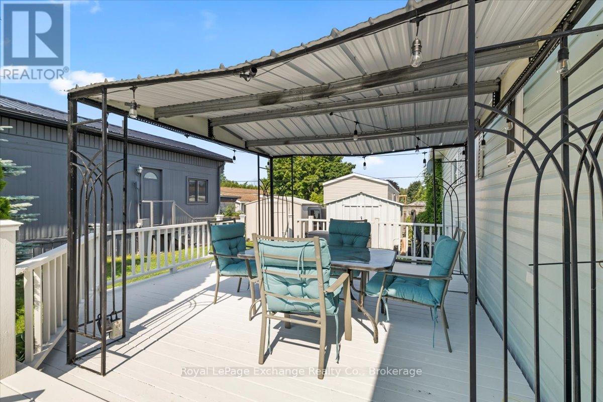 70 Applewood Boulevard, Kincardine, Ontario  N0G 2T0 - Photo 17 - X12292102