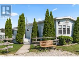 70 APPLEWOOD BOULEVARD
