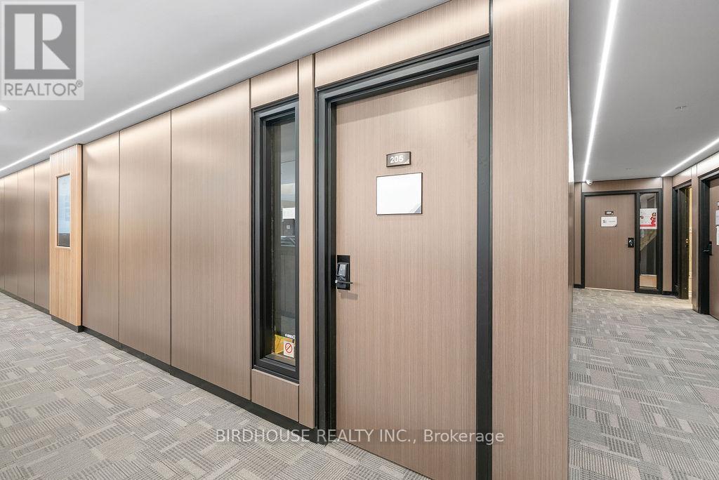 205 - 189 KENT STREET W, Kawartha Lakes, Ontario