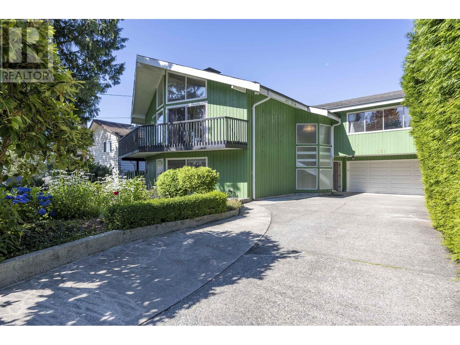 Property at 528 ASCOT STREET image 2
