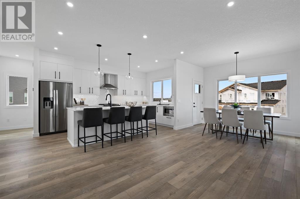 Property at 371 Carringvue Grove NW image 4