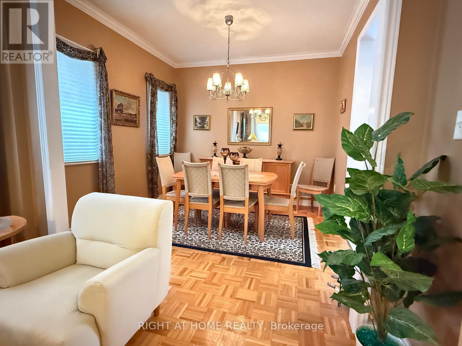 54 Golden Oak Avenue, Richmond Hill, Ontario  L4S 1Y5 - Photo 13 - N12284495